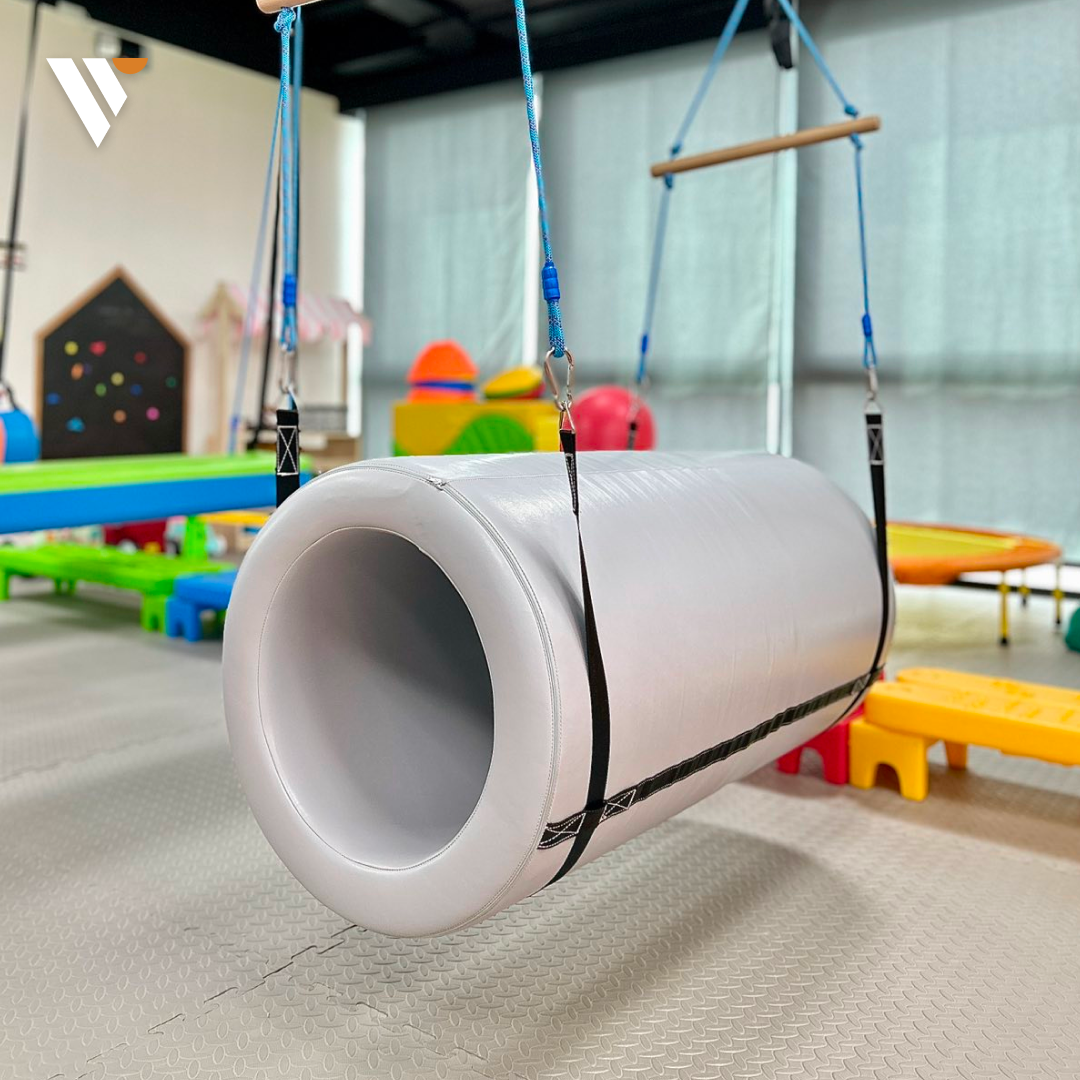 Tunnel Roll Swing